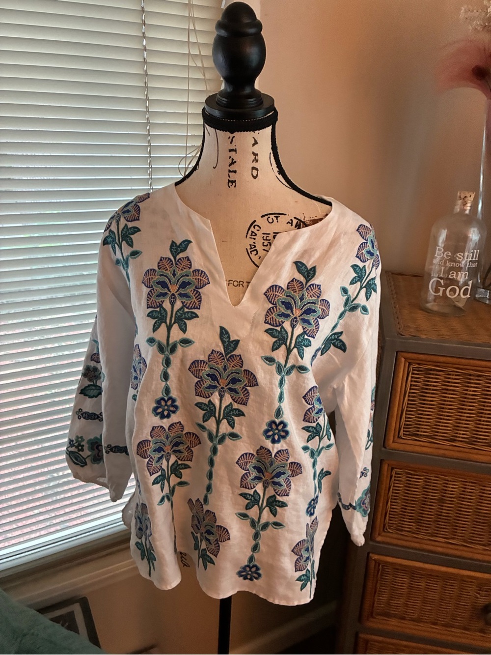 Johnny Was White Embroidered Floral Tunic with Blue & Green Accents